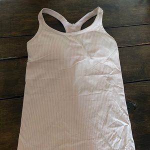 Lululemon Ebb to street tank